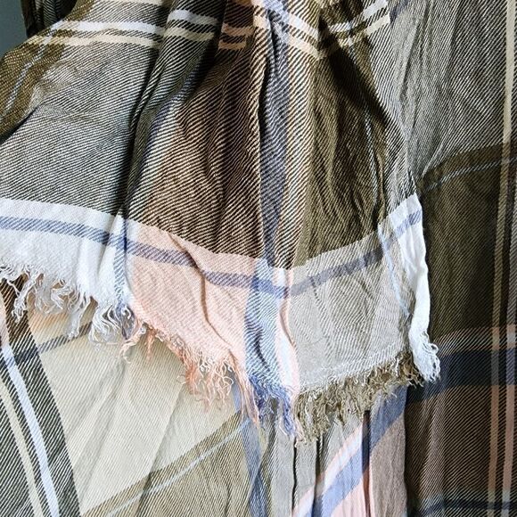 Maurices Plaid Open Front Vest - Picture 4 of 8